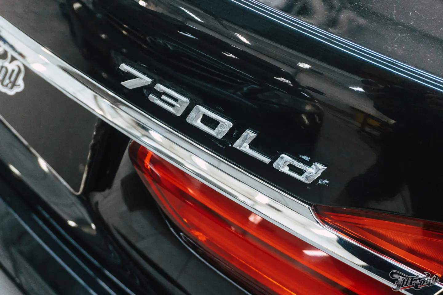 Очистка и защита хрома от реагентов на BMW 7